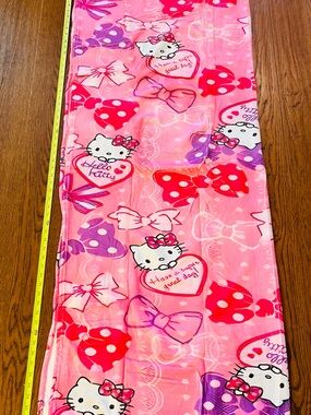 Hello Kitty Pink and Purple Bow Plush‎ Throw